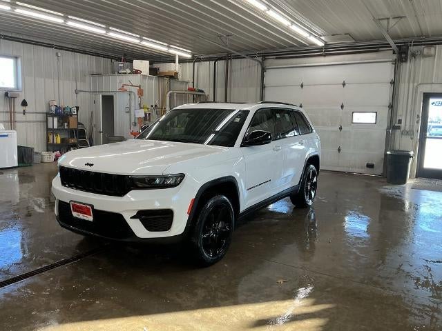 2023 Jeep Grand Cherokee Altitude 4x4