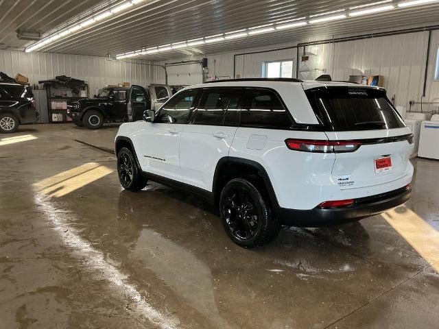 2023 Jeep Grand Cherokee Altitude 4x4