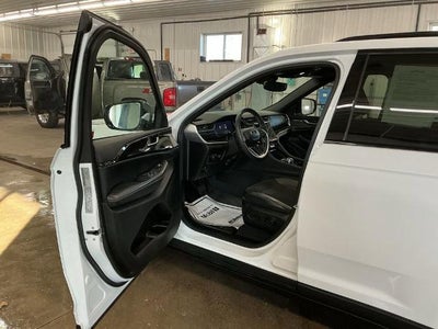 2023 Jeep Grand Cherokee Altitude 4x4