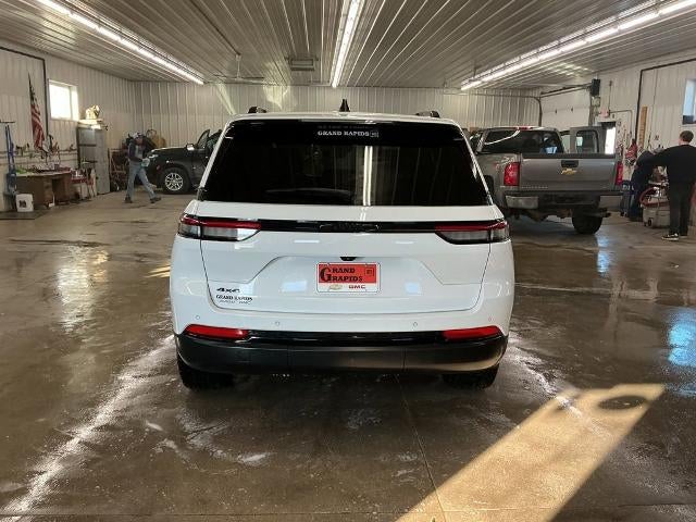 2023 Jeep Grand Cherokee Altitude 4x4