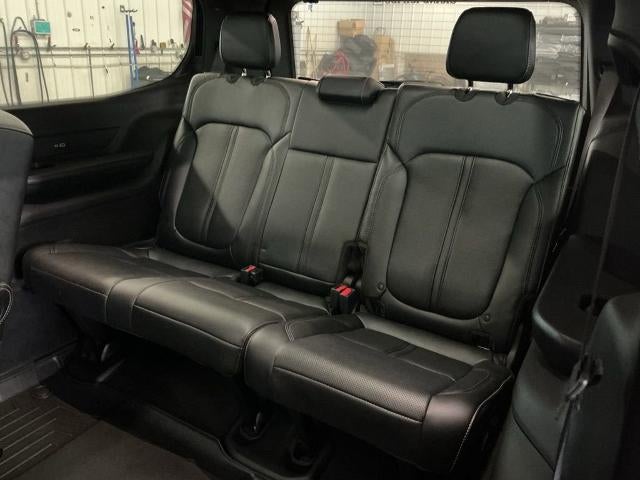 2023 Jeep Wagoneer Series II Carbide 4x4