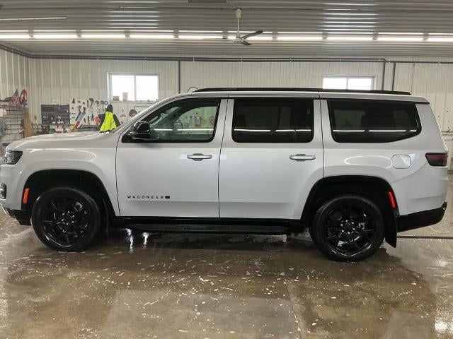 2023 Jeep Wagoneer Series II Carbide 4x4
