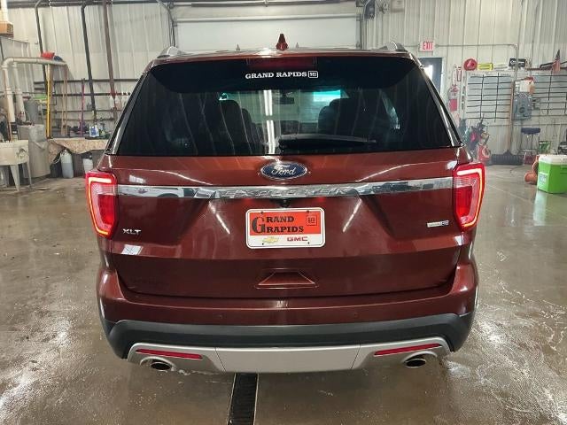 2016 Ford Explorer 4WD 4dr XLT
