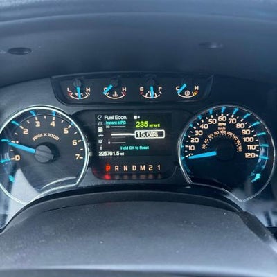 2011 Ford F-150 4WD SuperCab 6-1/2 Ft Box XL