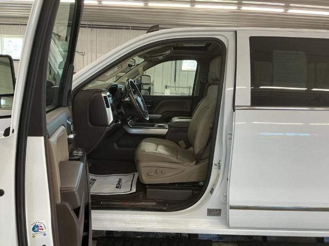 2017 Chevrolet Silverado 2500 HD Crew Cab Standard Box 4-Wheel Drive LTZ