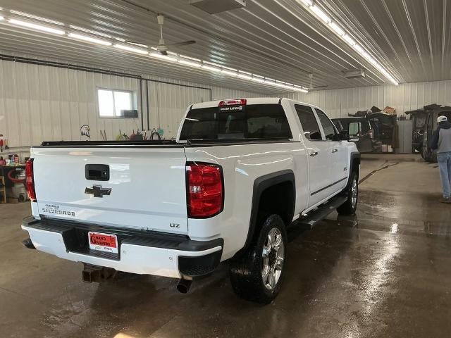 2017 Chevrolet Silverado 2500 HD Crew Cab Standard Box 4-Wheel Drive LTZ