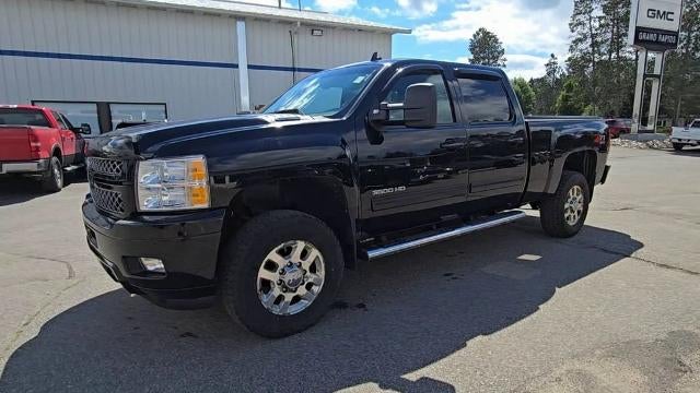 2014 Chevrolet Silverado 3500 HD Crew Cab Standard Box 4-Wheel Drive Single Rear Wheel LT