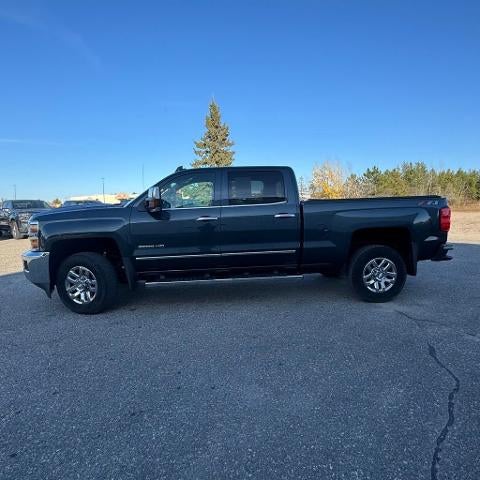 2019 Chevrolet Silverado 3500 HD Crew Cab Standard Box 4-Wheel Drive LTZ