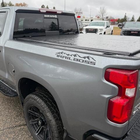2019 Chevrolet Silverado 1500 Crew Cab Short Box 4-Wheel Drive LT Trail Boss