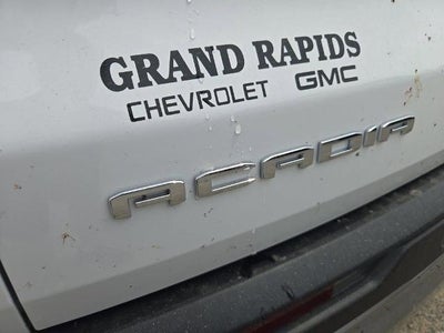 2025 GMC Acadia Elevation