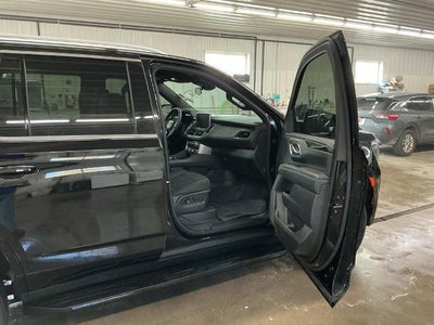 2023 GMC Yukon 4WD 4dr SLE