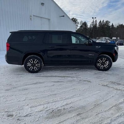 2023 GMC Yukon XL 4WD 4dr AT4