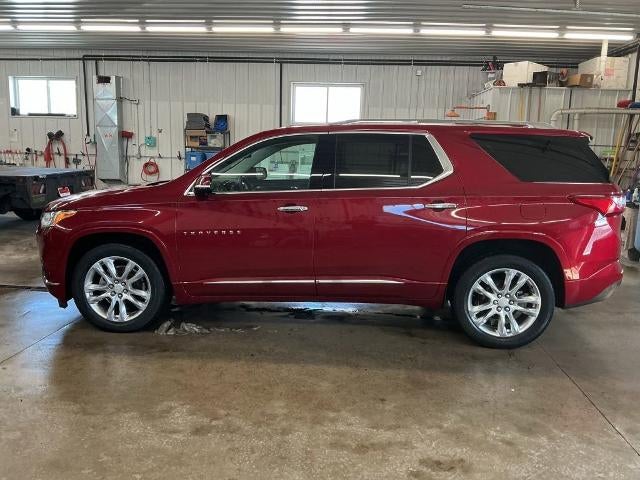 Used 2018 Chevrolet Traverse High Country with VIN 1GNEVKKW6JJ122384 for sale in Grand Rapids, Minnesota