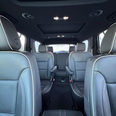 2023 Chevrolet Traverse AWD 1LZ