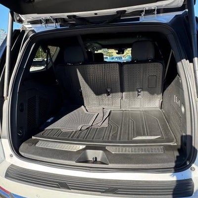 2025 Chevrolet Suburban 4WD Premier