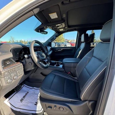 2025 Chevrolet Suburban 4WD Premier