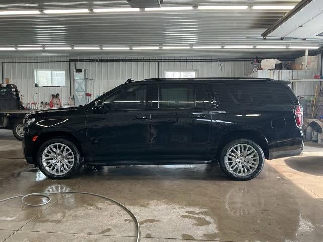 Used 2022 Chevrolet Suburban RST with VIN 1GNSKEKL1NR355583 for sale in Grand Rapids, Minnesota