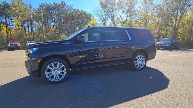 2023 Chevrolet Suburban 4WD High Country
