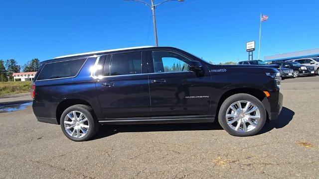 2023 Chevrolet Suburban 4WD High Country