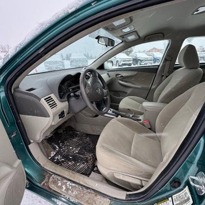 2010 Toyota Corolla 4dr Sdn Man (Natl)