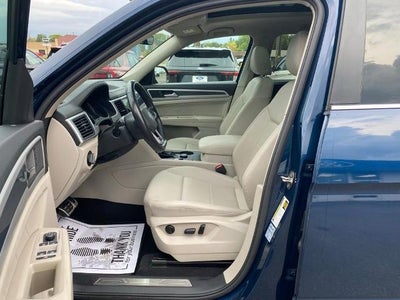 2021 Volkswagen Atlas 3.6L V6 SE w/Technology R-Line 4MOTION *Ltd Avail*