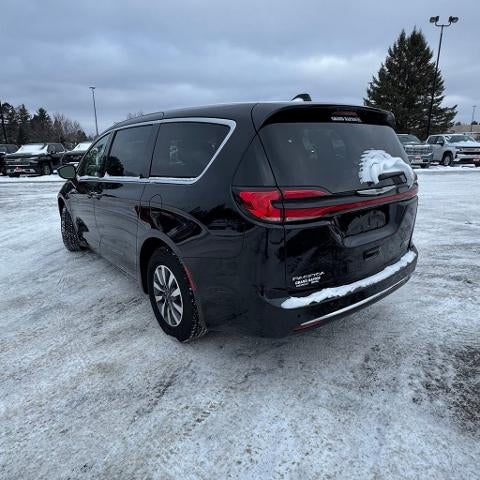 2024 Chrysler Pacifica Hybrid Select FWD