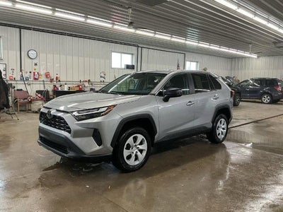 2024 Toyota RAV4 LE AWD (Natl)