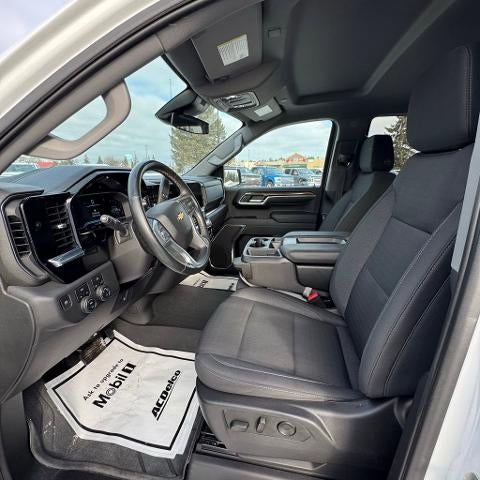 2023 Chevrolet Silverado 1500 Crew Cab Short Box 4-Wheel Drive LT 2FL
