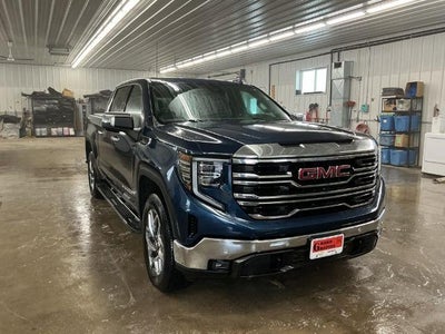 2022 GMC Sierra 1500 Crew Cab Short Box 4-Wheel Drive SLT