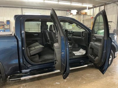 2022 GMC Sierra 1500 Crew Cab Short Box 4-Wheel Drive SLT