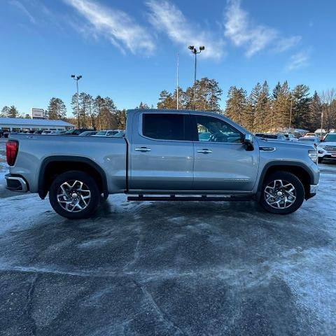 2023 GMC Sierra 1500 Crew Cab Short Box 4-Wheel Drive SLT